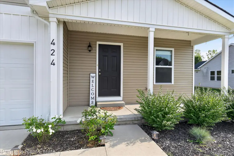 424 Saddlebrook Drive, Linden, MI 48451 - #2