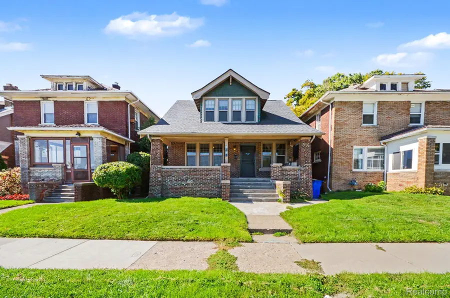 4511 Iroquois Street, Detroit, MI 48214 - #3