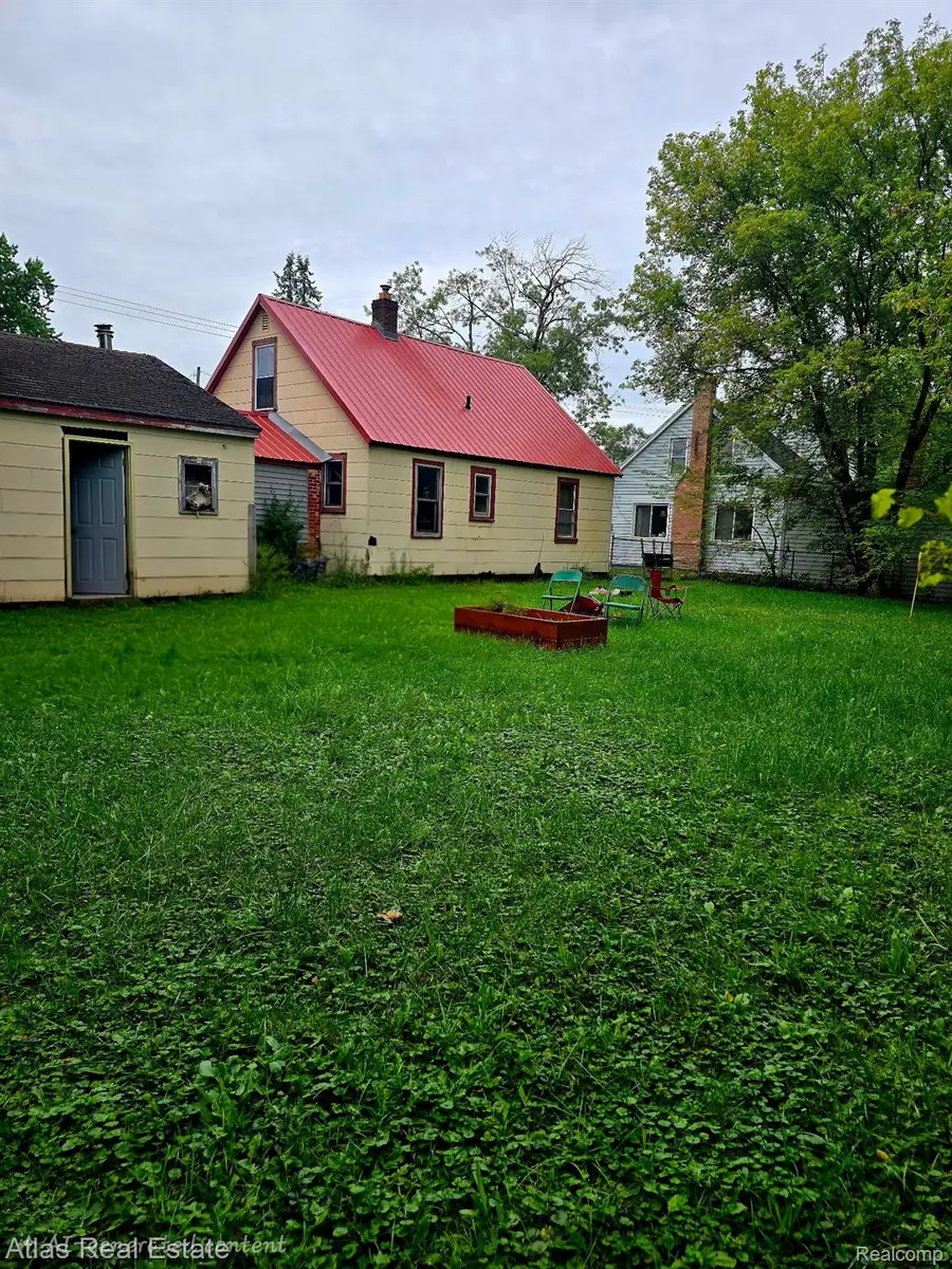 3201 Myrton Street, Burton, MI 48529 - #3