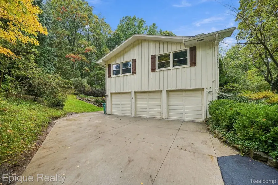 5355 Bullard Road, Fenton, MI 48430 - #3