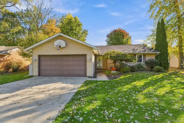 3754 State Road, FortGratiot, MI 48059