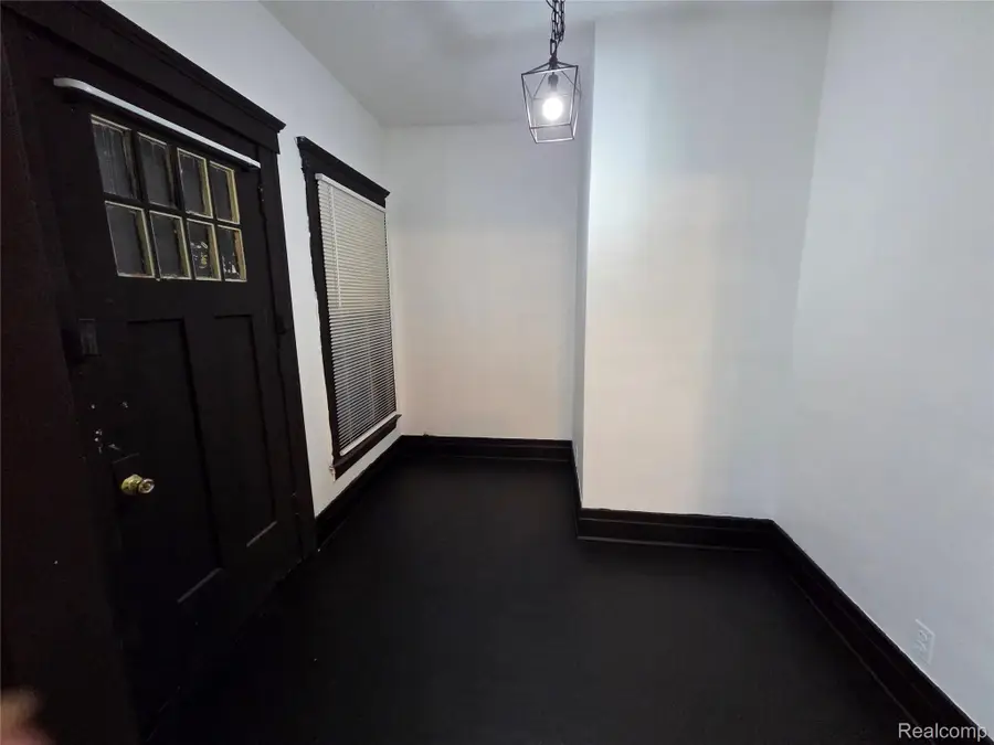 253 Grove Street, Highland Park, MI 48203 - #2