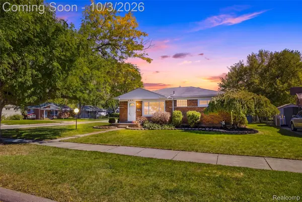 556 Henry Ruff Road, GardenCity, MI 48135