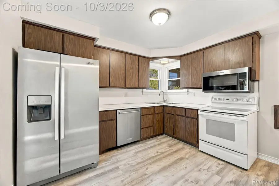 556 Henry Ruff Road, Garden City, MI 48135 - #2
