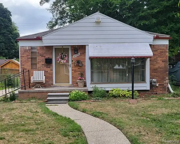 21350 Kipling Street, OakPark, MI 48237