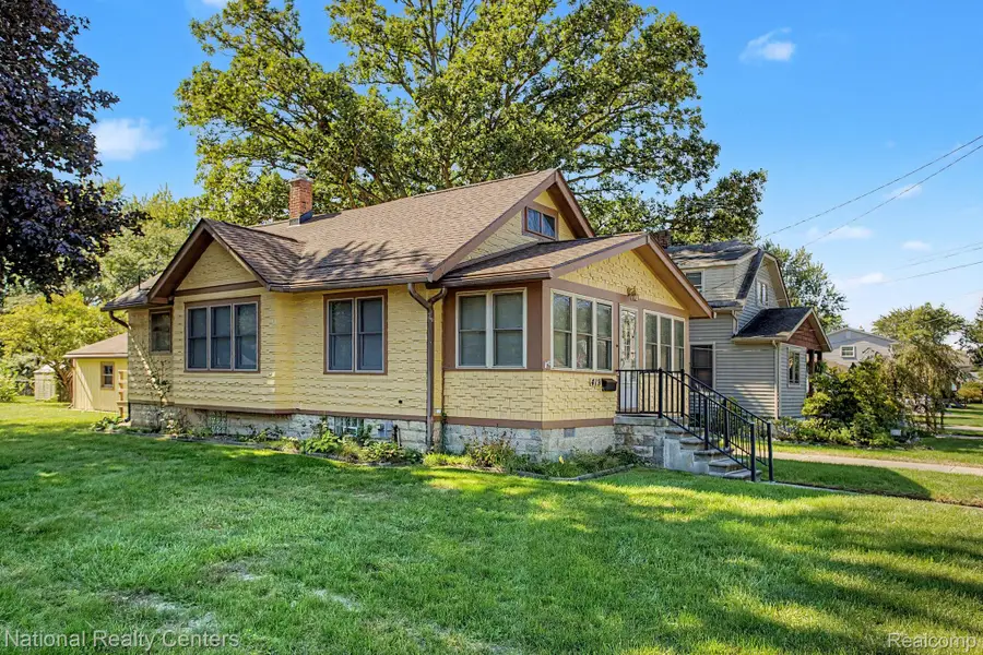 419 John M Avenue, Clawson, MI 48017 - #3