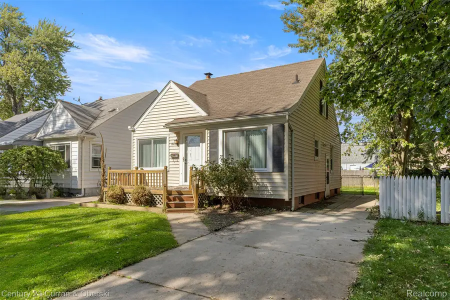 1820 Buckingham Avenue, Lincoln Park, MI 48146 - #2