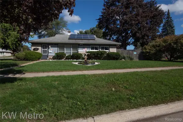 25405 Miracle Drive, MadisonHeights, MI 48071