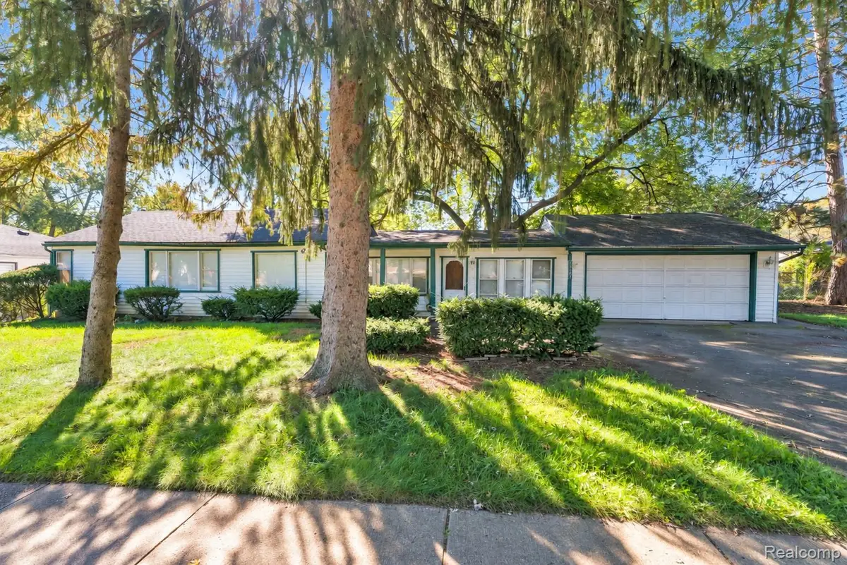 23423 Annapolis Street, Dearborn Heights, MI 48125 - #1