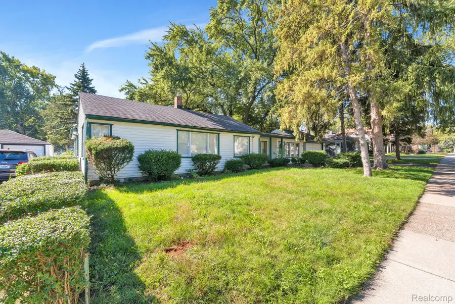 23423 Annapolis Street, Dearborn Heights, MI 48125 - #2