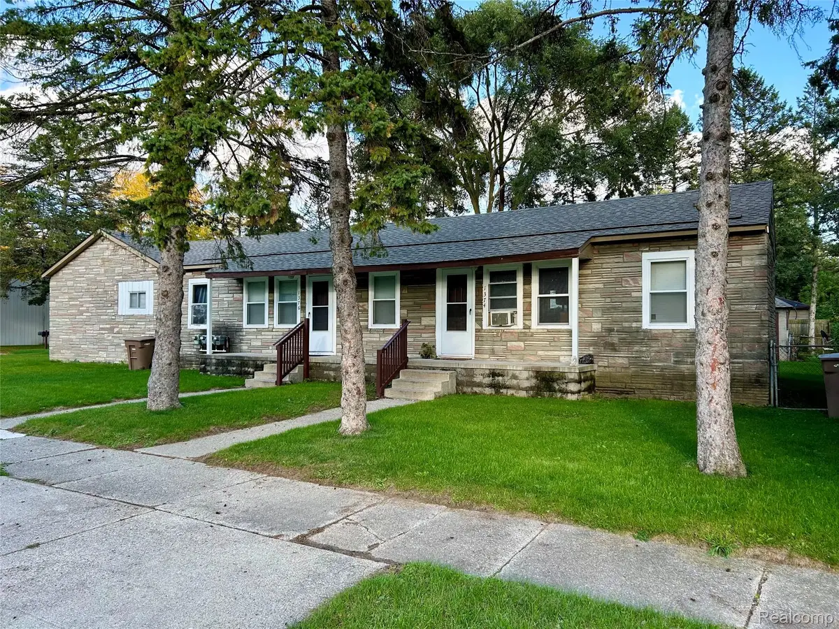 1374 Stanley Avenue, Pontiac, MI 48340 - #1