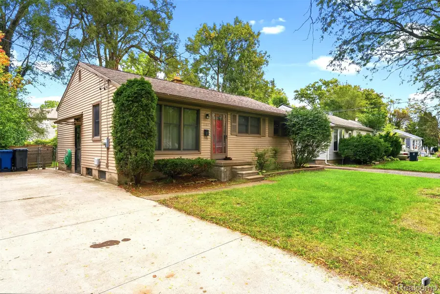 1101 Mohawk Avenue, Flint, MI 48507 - #2