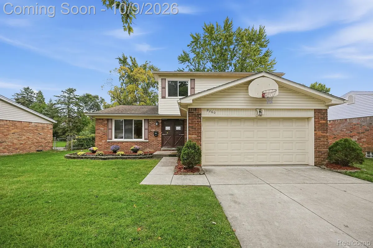 9260 Westbury Avenue, Plymouth, MI 48170 - #1