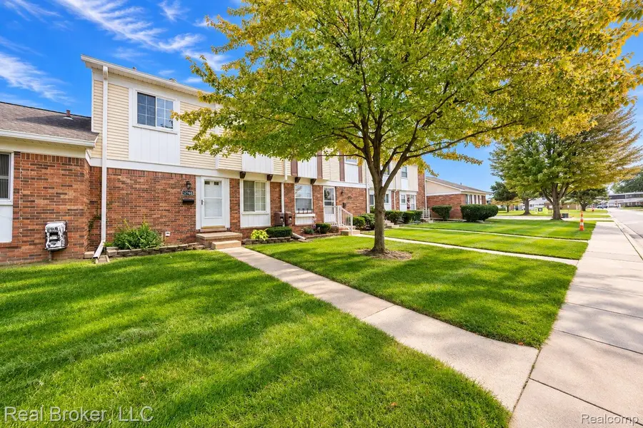 12768 Elaine Drive, Southgate, MI 48195 - #2