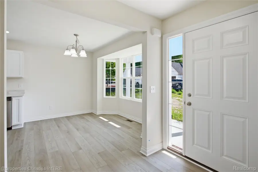 757 Nelsons Ridge #2, Howell, MI 48843 - #3