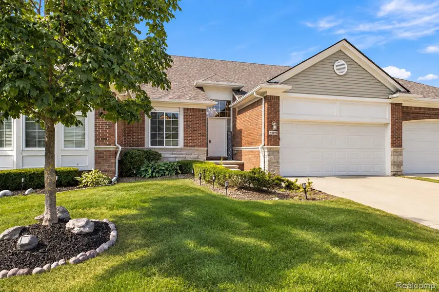 49207 Pond Place Drive #122, Shelby, MI 48315 - #2