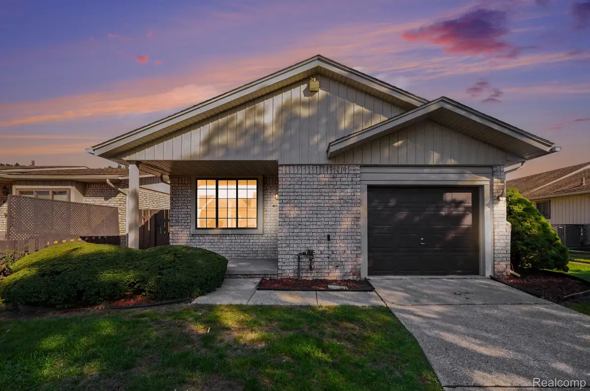 13811 Brockington Drive, Warren, MI 48088 - #1