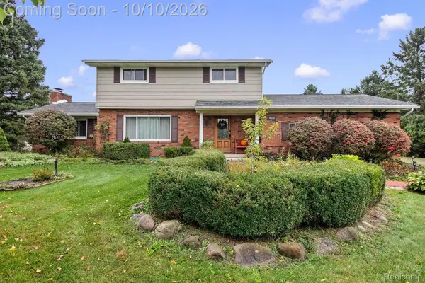 4675 Seymour Lake Road, Oxford, MI 48371