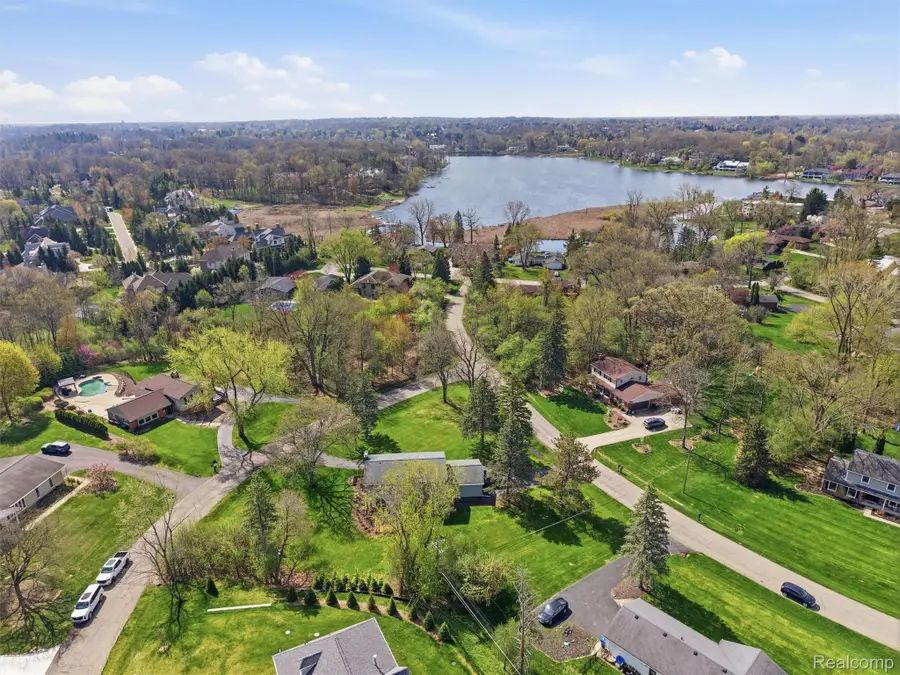 1848 Packer Road, Bloomfield, MI 48302 - #3