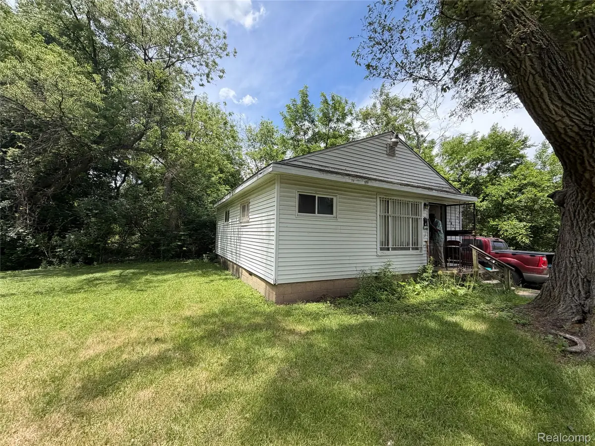 18184 Kentfield Street, Detroit, MI 48219 - #1