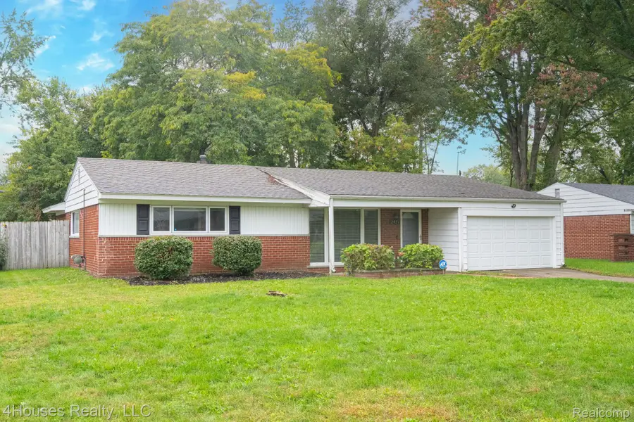 2451 Lafay Drive, West Bloomfield, MI 48324 - #2