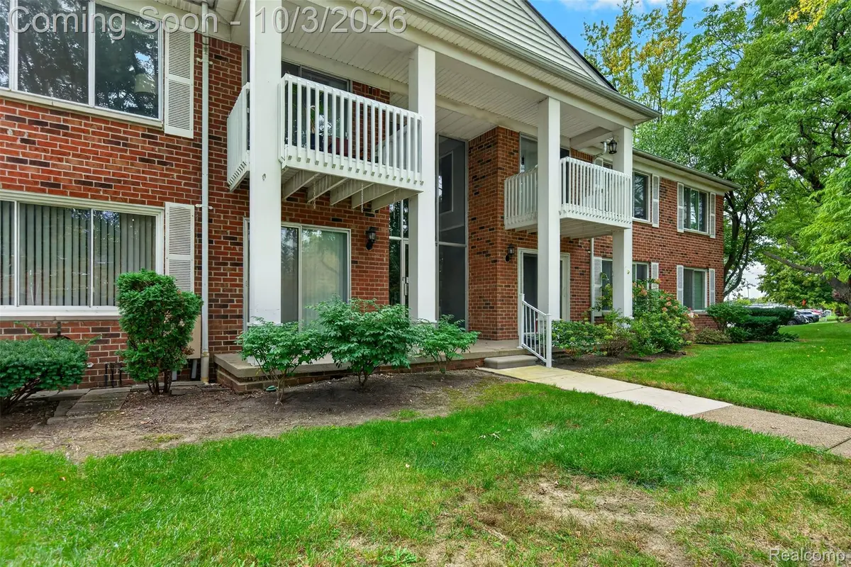 42241 Toddmark Lane, Clinton, MI 48038 - #1