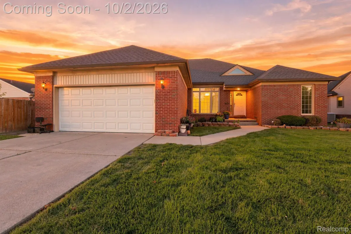 19046 Abbey Court, Brownstown, MI 48193 - #1