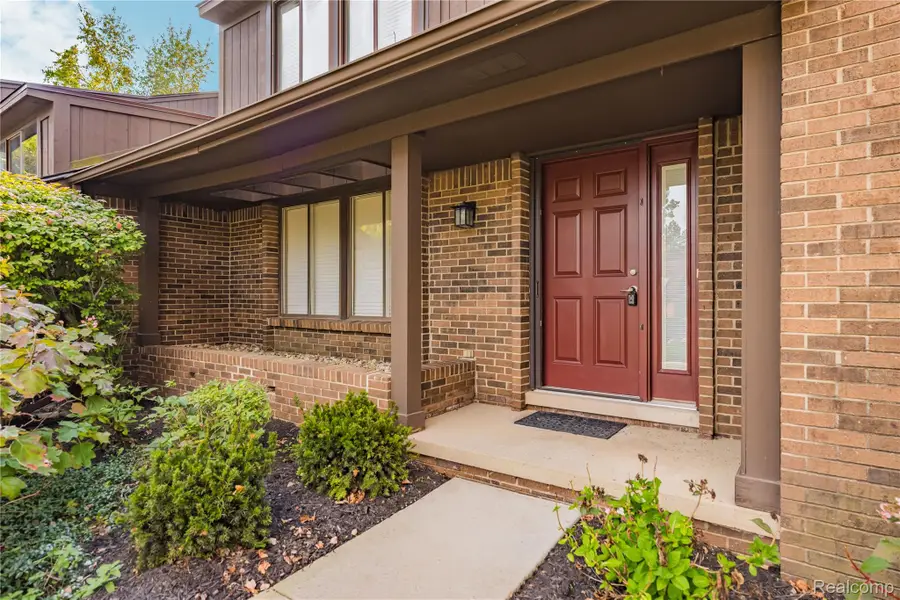 4066 Chablis Street, West Bloomfield, MI 48323 - #2