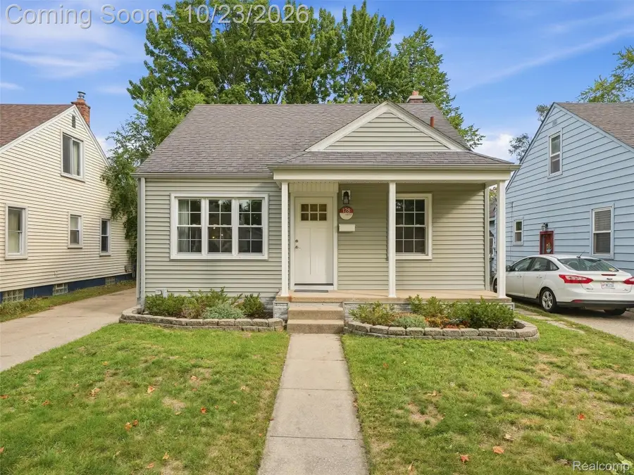 128 Highland Avenue, Clawson, MI 48017 - #2