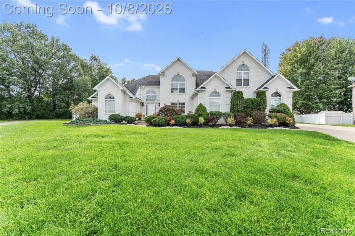27063 Red Fox Trail, Brownstown, MI 48134 - #1