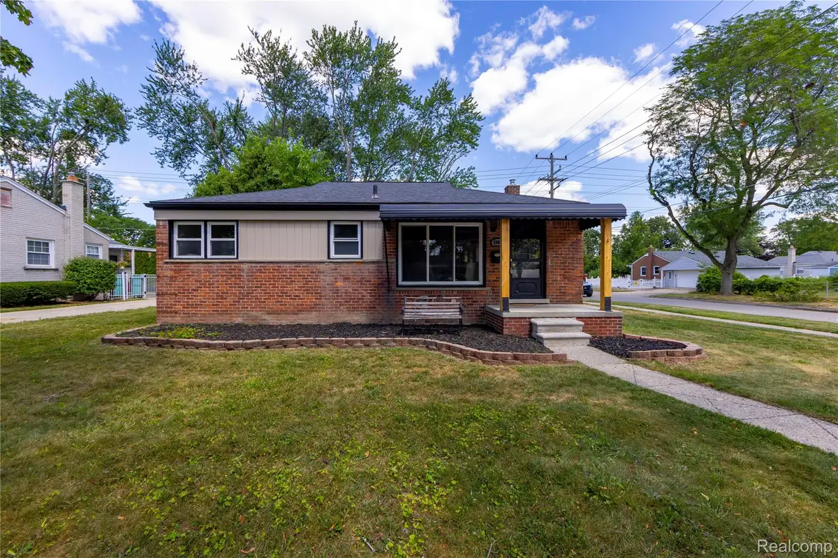 29824 Hathaway Street, Livonia, MI 48150 - #1