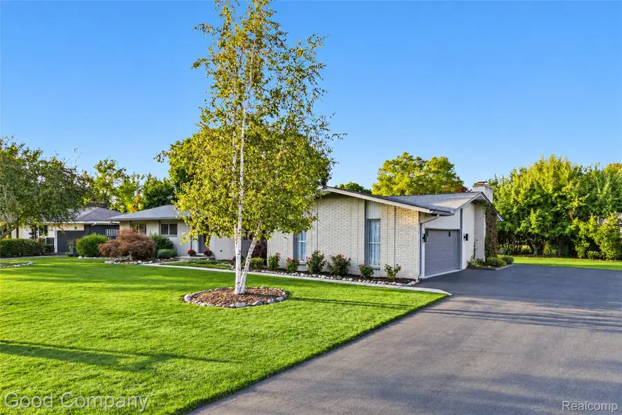 1115 Torpey Drive, Troy, MI 48083 - #2
