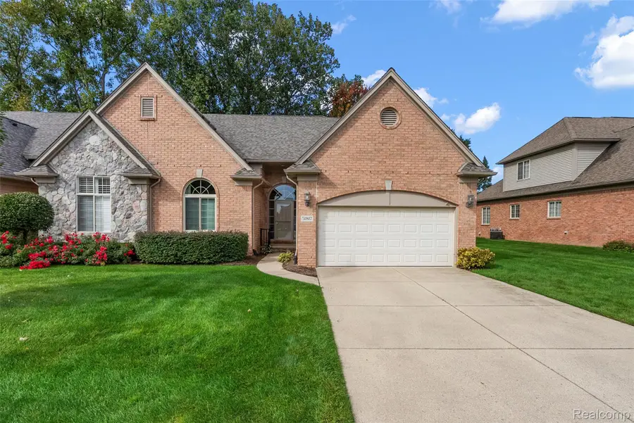 51817 Stoneridge Drive, Shelby, MI 48316 - #2