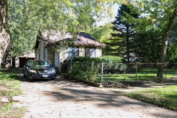 3119 Churchill Avenue, Flint, MI 48506