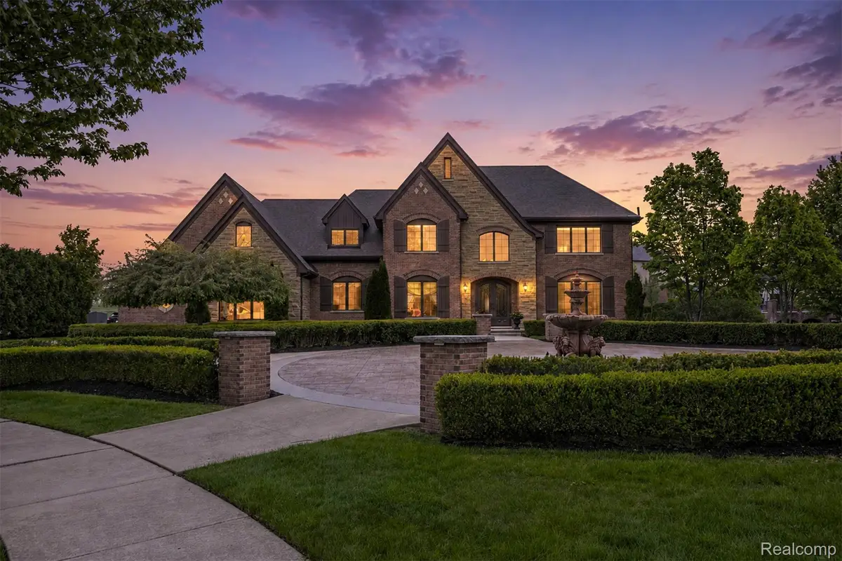 48892 Barola Court, Northville, MI 48167 - #1