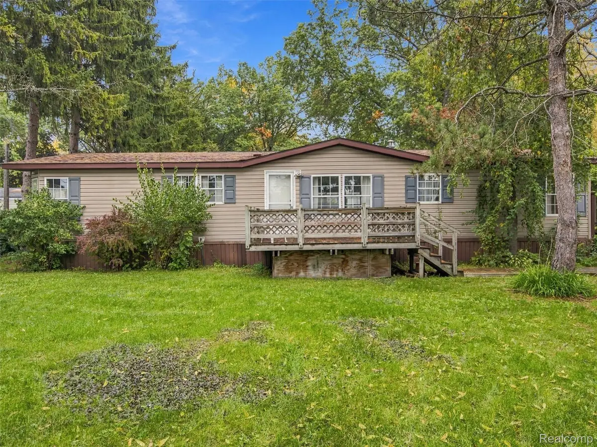 26637 Magnolia Lane, Warren, MI 48091 - #1