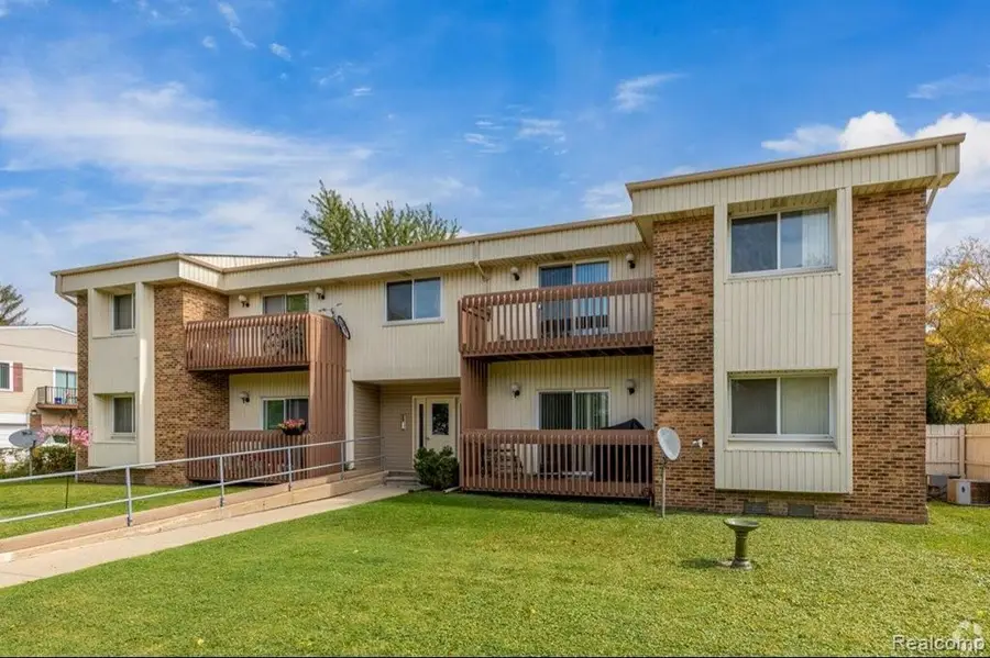 35775 Union Lake Road, Clinton Township, MI 48035 - #3