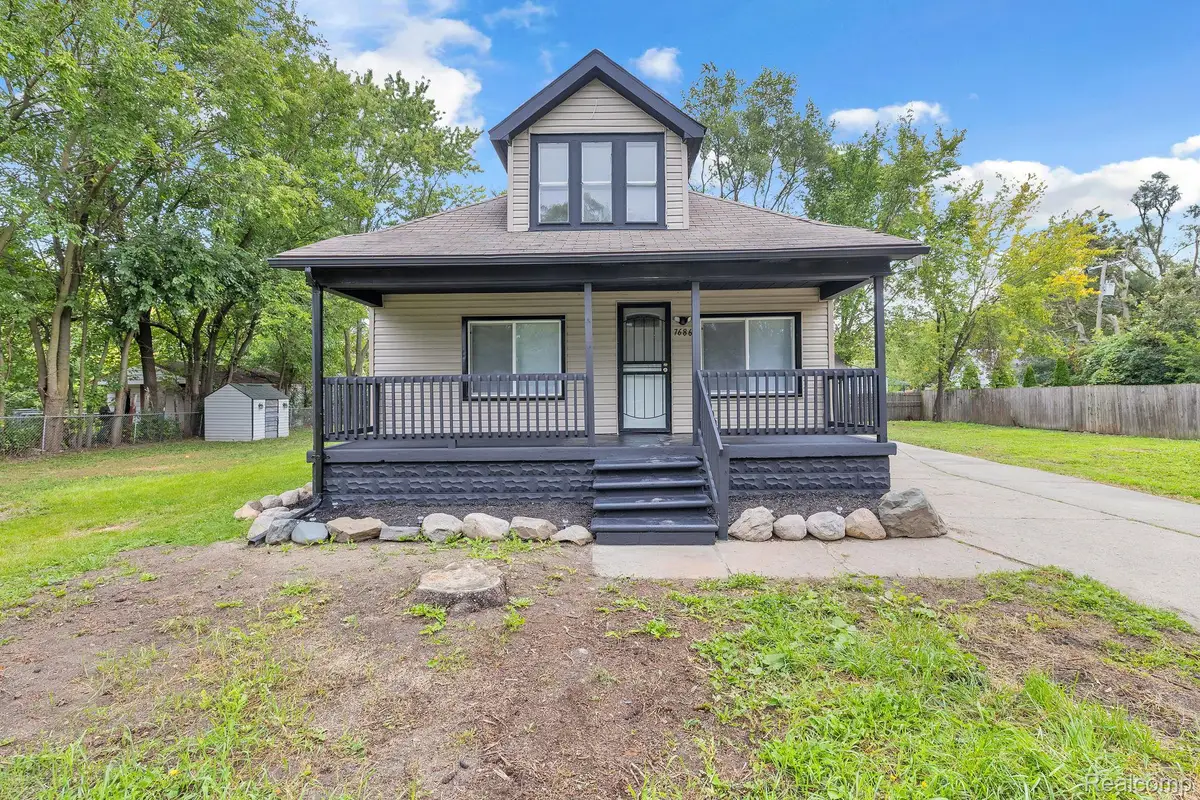 7686 Warwick Street, Detroit, MI 48228 - #1