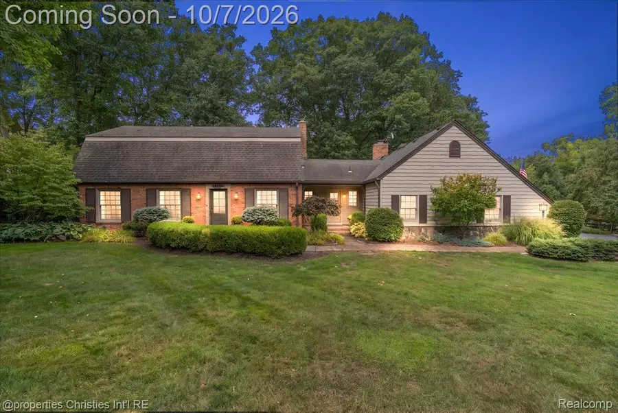 18395 Pinebrook Drive, Northville, MI 48168 - #2