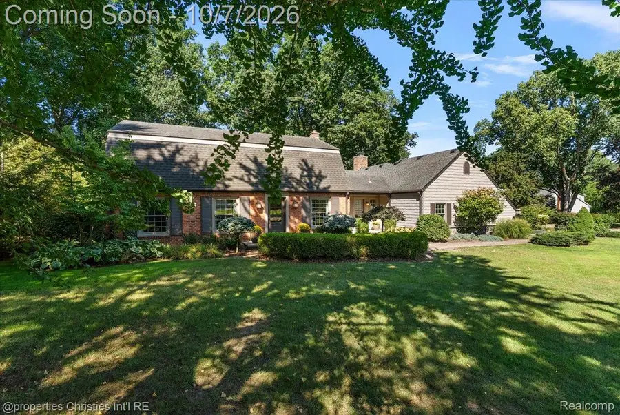 18395 Pinebrook Drive, Northville, MI 48168 - #3