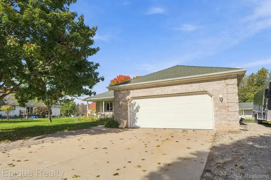 426 Oak Lane, Yale, MI 48097 - #2