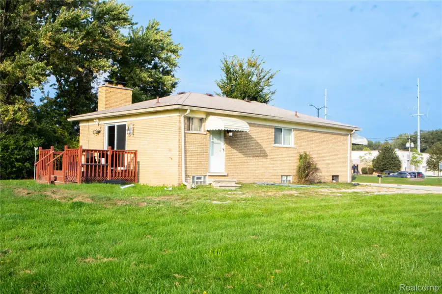 33939 Mound Road, Sterling Heights, MI 48310 - #2