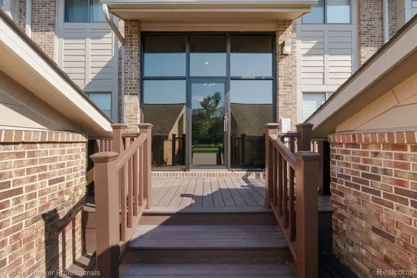11817 Sycamore Drive, Plymouth, MI 48170