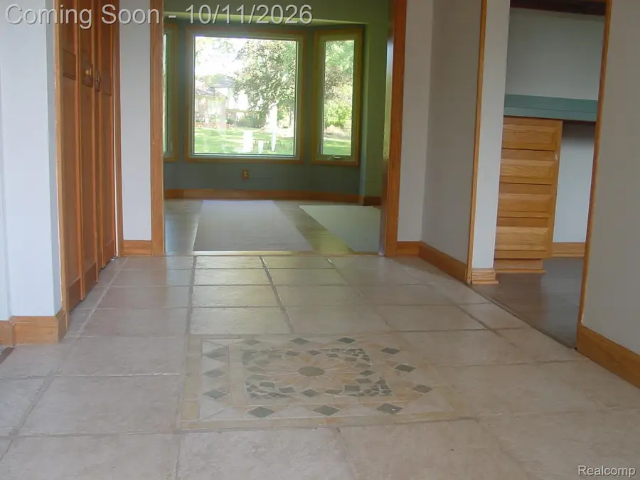35238 Vargo Street, Livonia, MI 48152 - #2