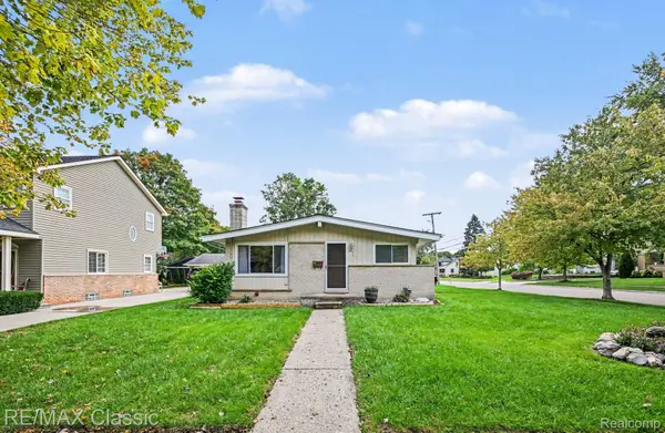 43798 Dorisa Court, Northville, MI 48167