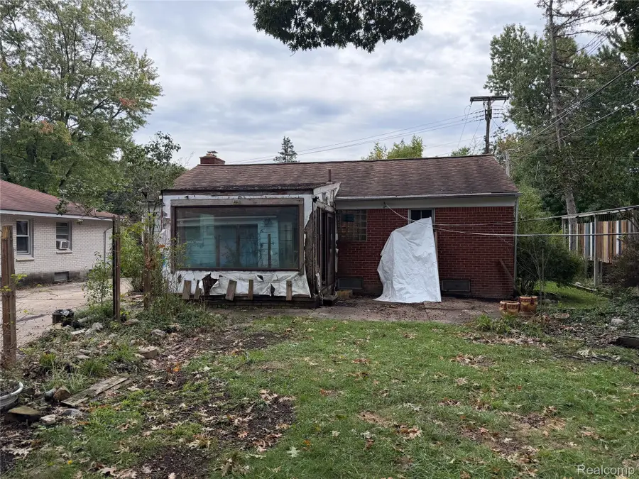 17358 San Quentin Drive, Southfield, MI 48076 - #3