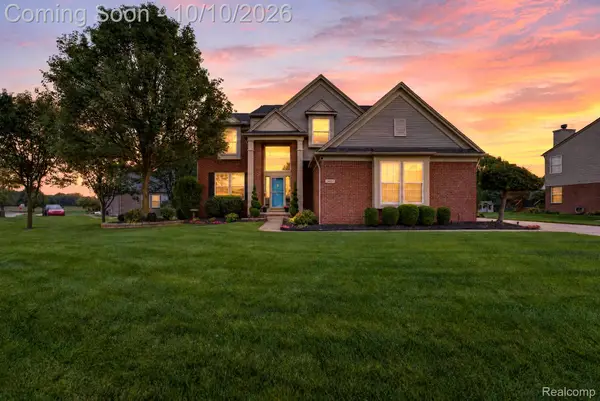 24686 Fairlawn Drive, FlatRock, MI 48134