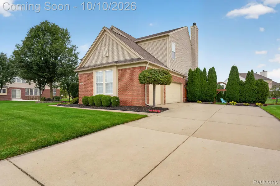 24686 Fairlawn Drive, Flat Rock, MI 48134 - #3