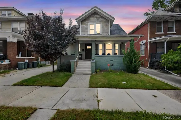 90 Richton Street, HighlandPark, MI 48203