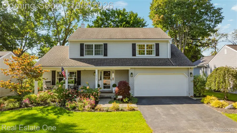 2065 Teaneck Circle, Wixom, MI 48393 - #2
